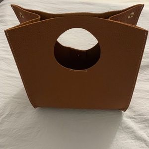 BRAND NEW Camel Small Bucket Tote